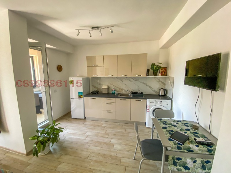 Дава под наем  1-стаен град Варна , Гранд Мол , 40 кв.м | 96221315 - изображение [3]