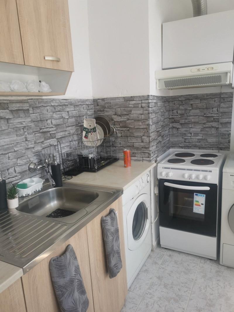 Do wynajęcia  Studio Sofia , Ljulin 10 , 48 mkw | 85161228 - obraz [3]
