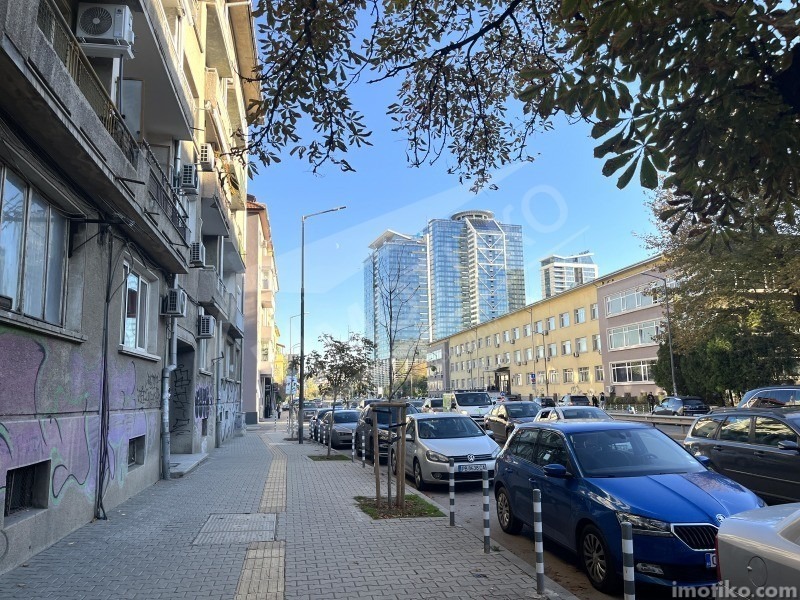 Дава под наем 1-СТАЕН, гр. София, Център, снимка 2 - Апартаменти - 53732161