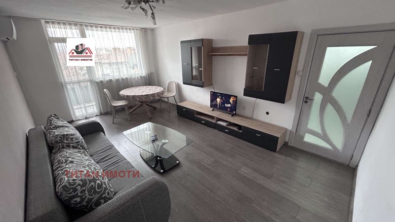 Para alugar  1 quarto Plovdiv , Gagarin , 75 m² | 45974388