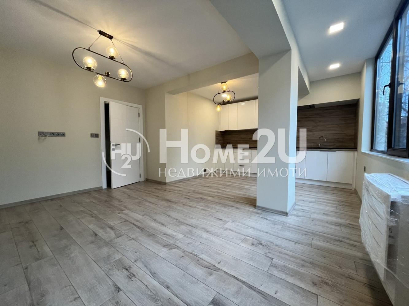 Дава под наем 4-СТАЕН, гр. Пловдив, Център, снимка 3 - Апартаменти - 53720917