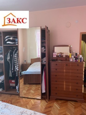 1 chambre Tsentar, Kardjali 1