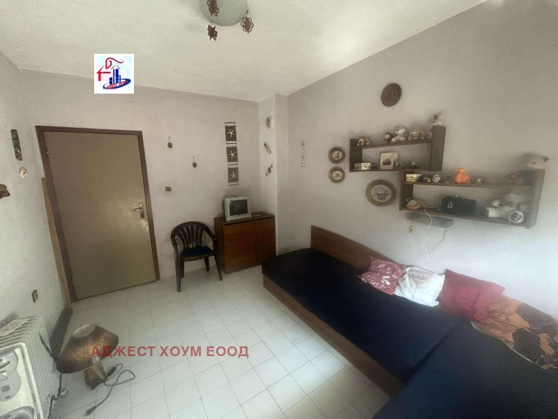 В аренду  3+ спальни Шумен , Център , 100 кв.м | 42427477 - изображение [12]