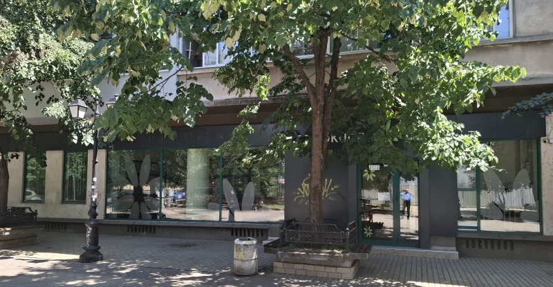 A louer  Bureau Rouse , Tsentar , 212 m² | 80393471