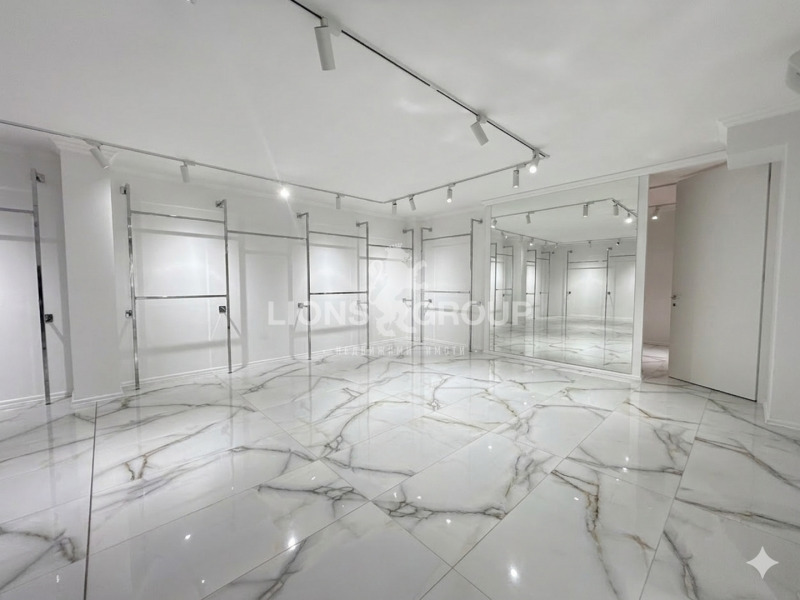 Дава под Наем МАГАЗИН в град София, Манастирски ливади - 233 кв.м / 4 200 € » 8 214.49 лв., ЛАЙЪНС ГРУП