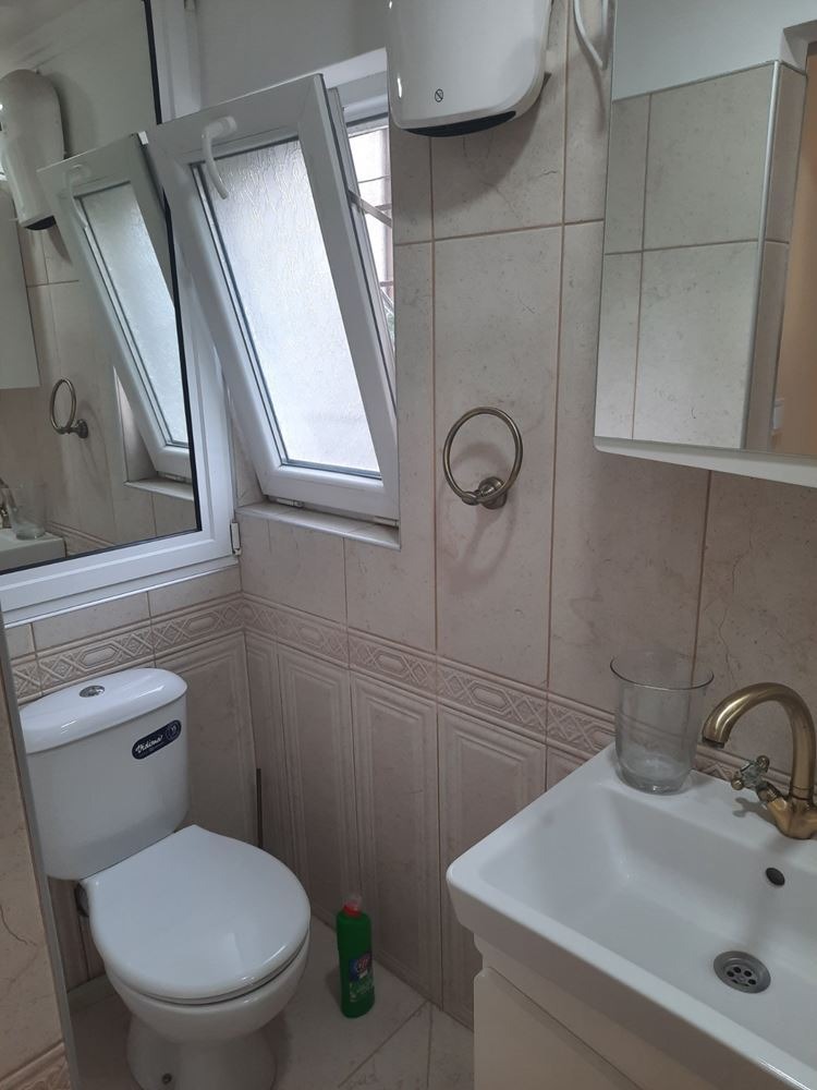 Дава под наем КЪЩА, гр. Пловдив, Център, снимка 6 - Къщи - 56077086