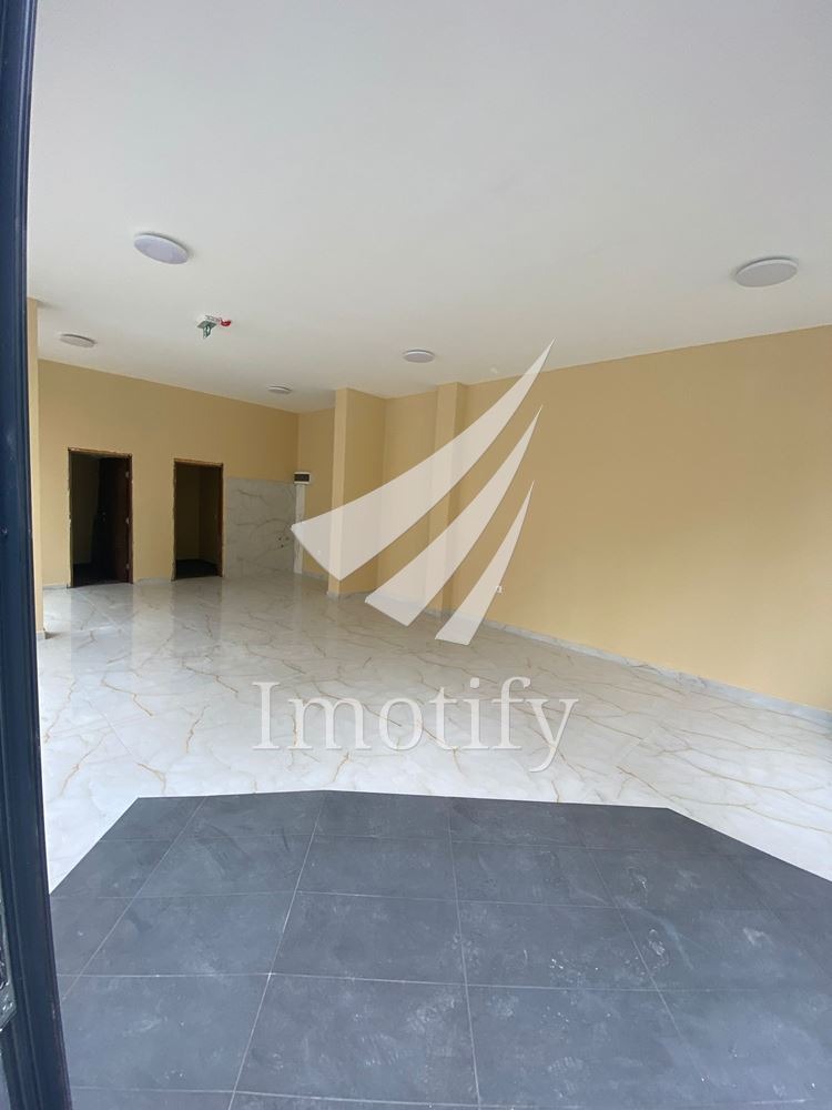 Da affittare  Negozio Sofia , Banishora , 61 mq | 81844382 - Immagine [2]