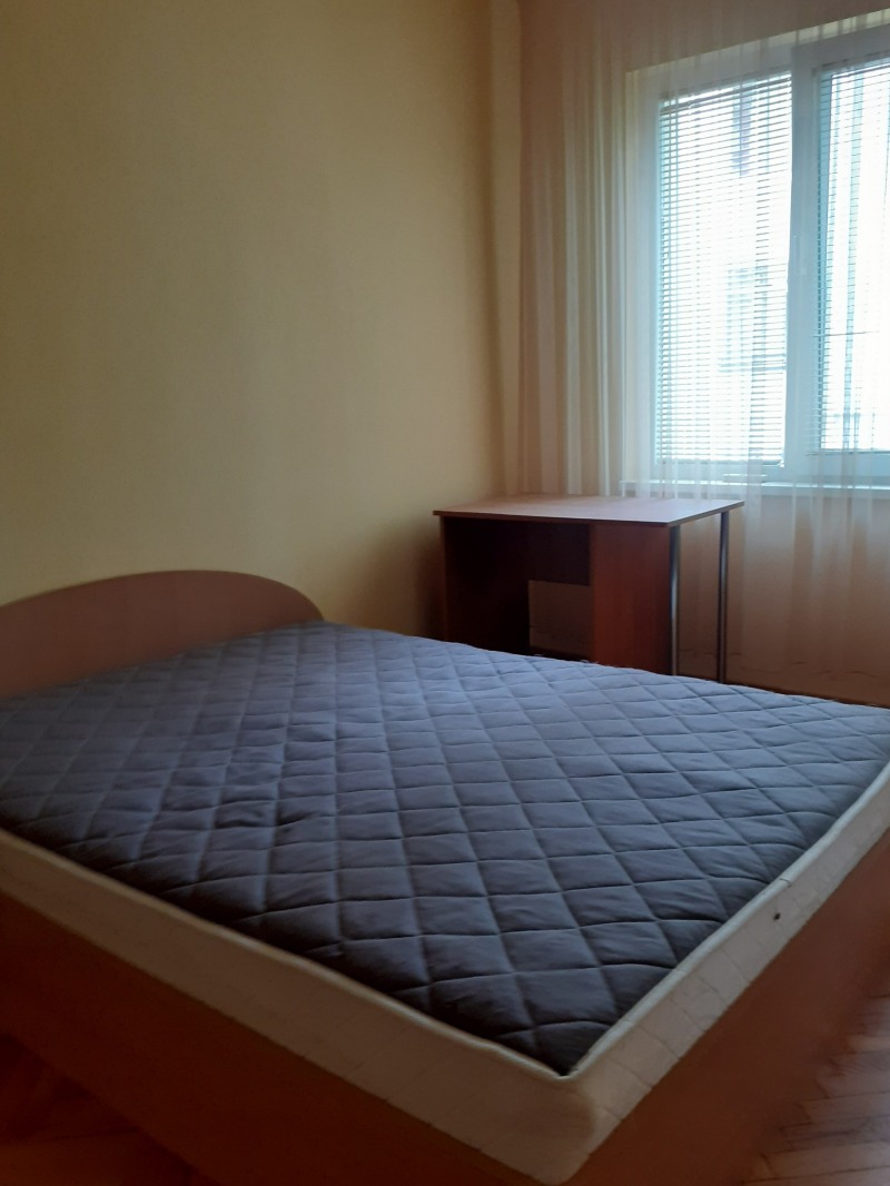 Te huur  2 slaapkamers Sofia , Iztok , 120 m² | 61352364 - afbeelding [9]