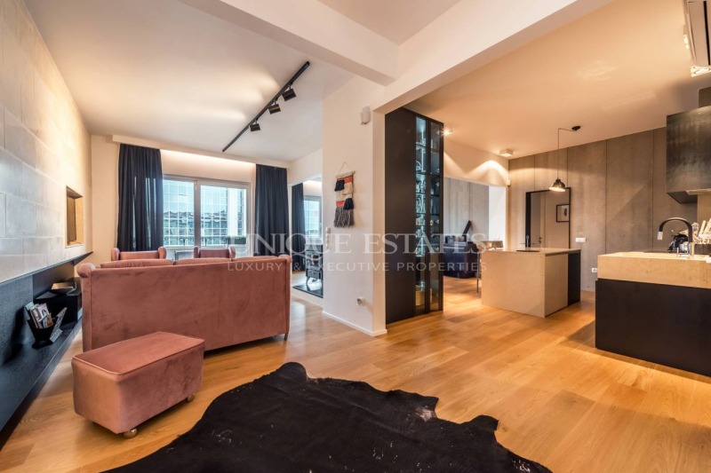 Do wynajęcia  3 sypialnie Sofia , Centar , 170 mkw | 15898247 - obraz [2]