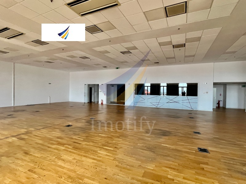 Te huur  Kantoor Sofia , Tsentar , 500 m² | 32253251 - afbeelding [2]