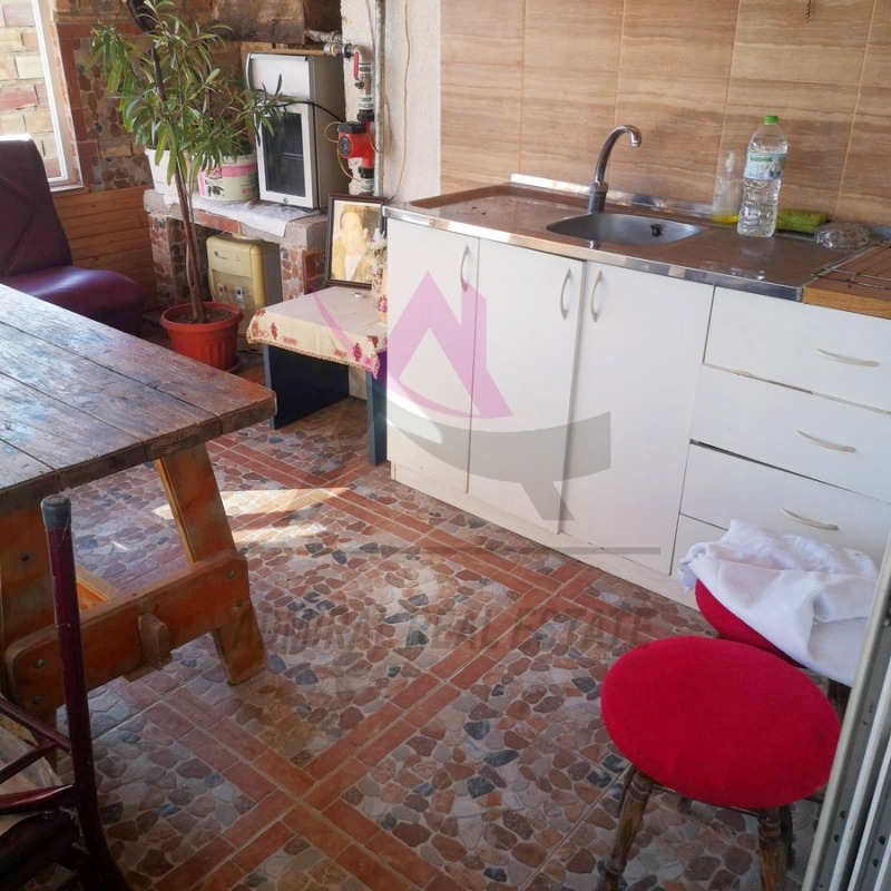 Do wynajęcia  Piętro domu Warna , Zwezdica , 70 mkw | 83371372 - obraz [5]