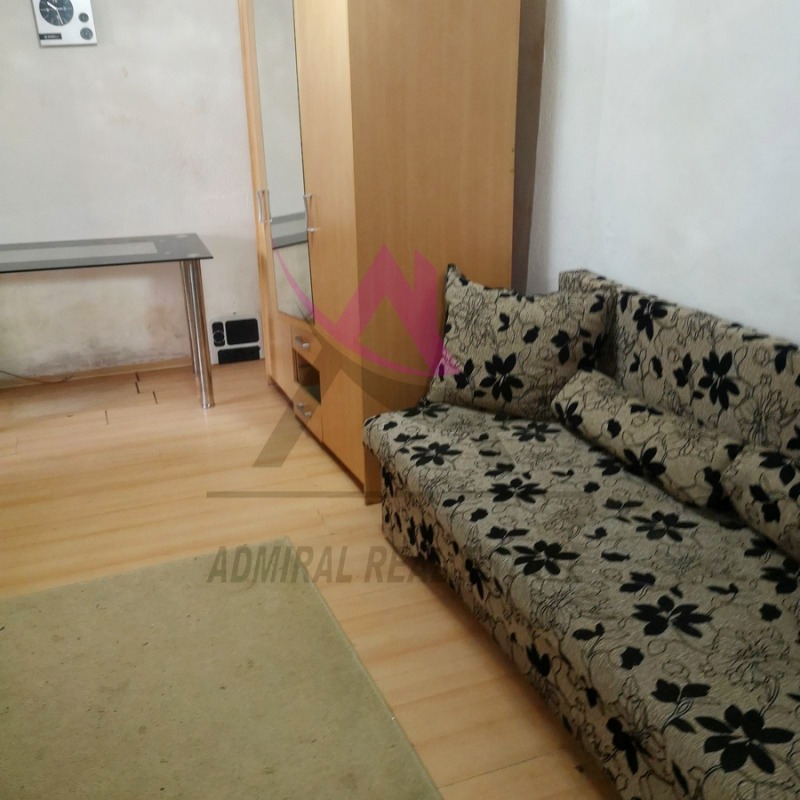 Do wynajęcia  Piętro domu Warna , Zwezdica , 70 mkw | 83371372 - obraz [4]