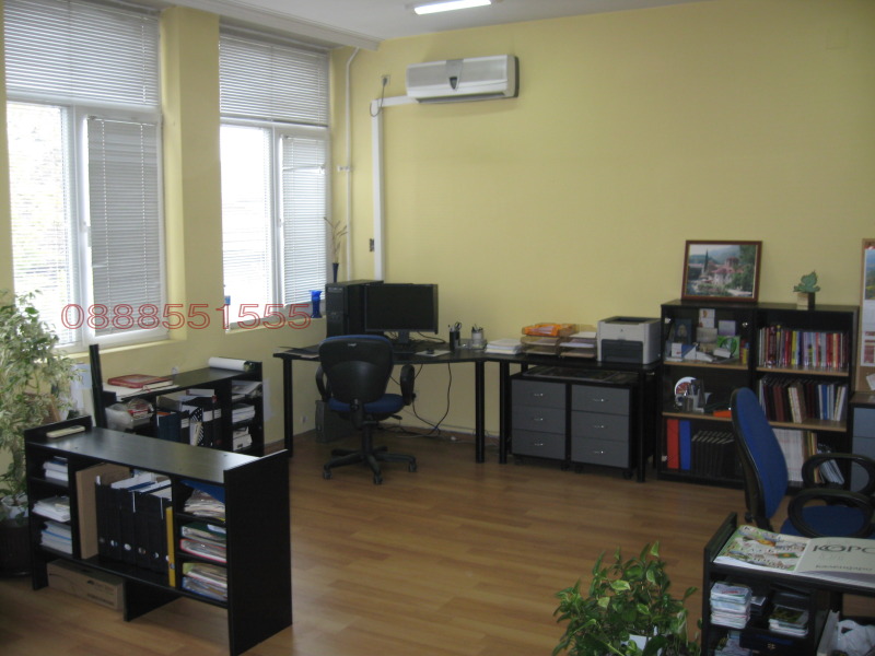 Da affittare  Ufficio Sofia , Iavorov , 86 mq | 35541848